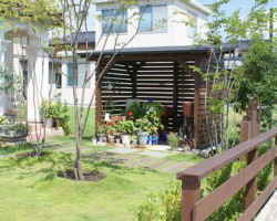 植栽、、物置製作の施工例です