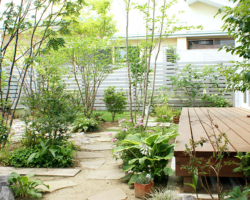 植栽、草花植え込みの施工例です