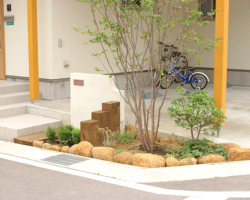 門と植栽の施工例です