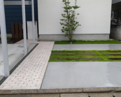 アプローチと植栽の施工例です